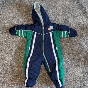 6/9m snow suite